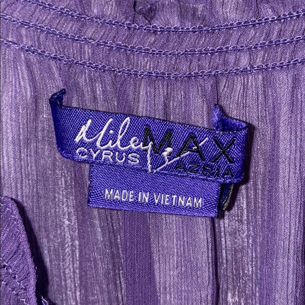 Blouse! - Picture 2 of 4